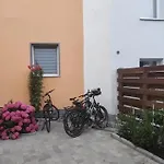 45 m² KTV, verkehrsgünstig, neu saniert, schön hell&freundlich✓